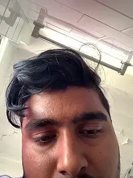 Snapshot of SweetFatBoy chatting on March 2025 03:35:01 AM SweetFatBoy online show from March 2025 03:35:01 AM