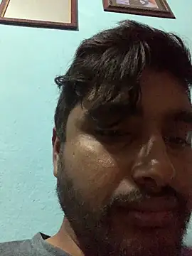 Snapshot of SweetFatBoy chatting on November 2025 04:40:01 PM SweetFatBoy online show from November 2025 04:40:01 PM