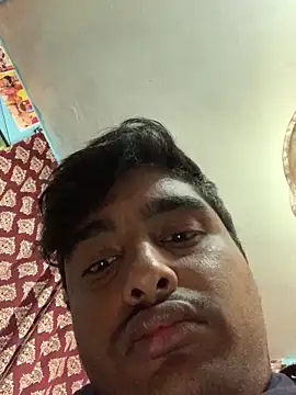 Snapshot of SweetFatBoy chatting on November 2025 06:40:01 PM SweetFatBoy online show from November 2025 06:40:01 PM