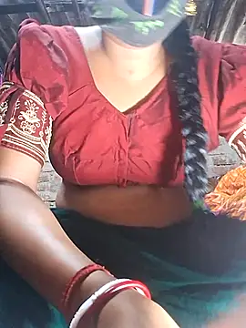 Snapshot of HotSexyBoudi chatting on December 2025 08:41:02 AM HotSexyBoudi online show from December 2025 08:41:02 AM