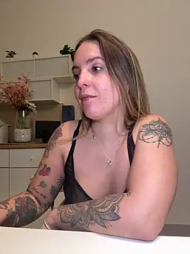 LiliMorganxxx online show from December 2025 02:05:02 AM