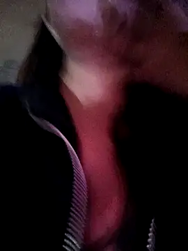 Snapshot of Julieta-tits chatting on January 2025 12:33:01 AM Julieta-tits online show from January 2025 12:33:01 AM