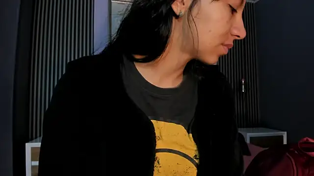 Tamaraakins online show from February 2025 12:31:01 PM