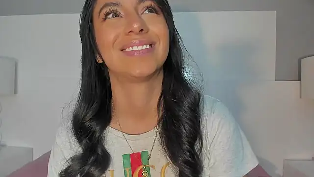 Tamaraakins online show from March 2025 03:42:01 PM