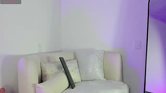 Snapshot of 1m_megan chatting on October 2025 03:14:02 AM 1m megan online show from October 2025 03:14:02 AM