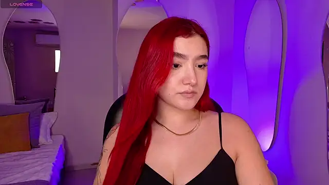 Snapshot of ViolettCastel chatting on November 2025 07:26:02 PM ViolettCastel online show from November 2025 07:26:02 PM