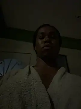 Snapshot of sweetsarabig22cm chatting on May 2026 03:02:02 AM sweetsarabig22cm online show from May 2026 03:02:02 AM