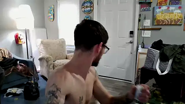 Snapshot of hungkubenski chatting on November 2025 09:11:01 PM hungkubenski online show from November 2025 09:11:01 PM