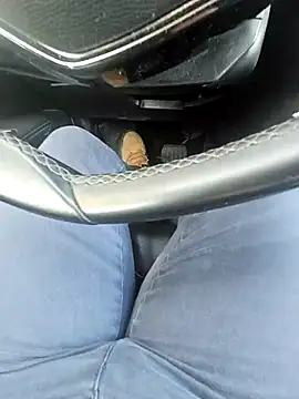 Snapshot of dominemoi4 chatting on December 2025 11:37:02 AM dominemoi4 online show from December 2025 11:37:02 AM