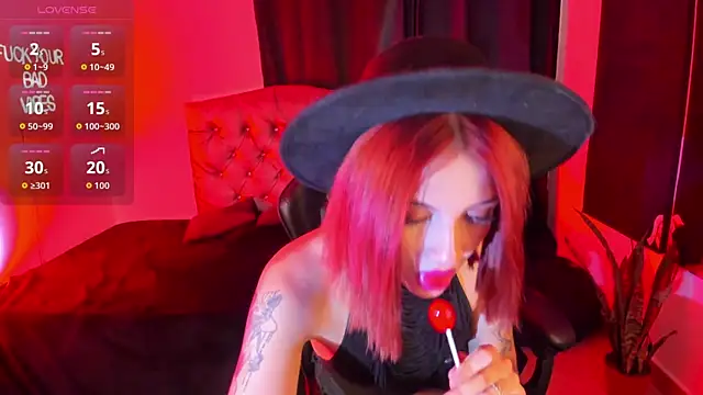 Snapshot of VictoriaRosse_ chatting on November 2025 02:12:01 AM VictoriaRosse online show from November 2025 02:12:01 AM