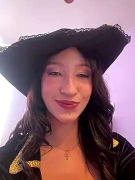 peiton steele7 online show from October 2025 07:48:02 PM