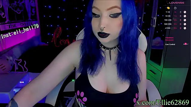 Kitty goth online show from February 2025 08:28:02 PM