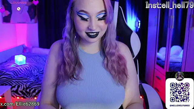 Kitty goth online show from September 2025 08:54:01 PM