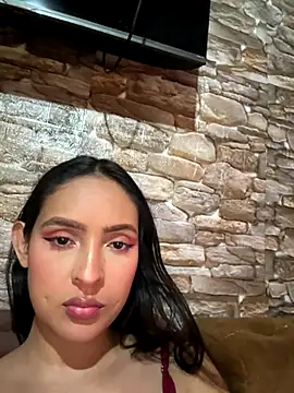 twohornys online show from November 2025 10:08:02 PM