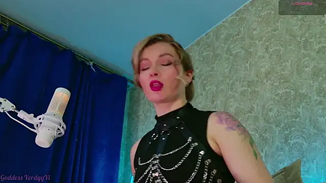 Snapshot of VerdgyMiller chatting on November 2025 07:23:02 AM VerdgyMiller online show from November 2025 07:23:02 AM