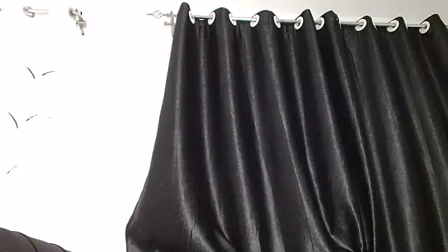 Miss hot candy online show from June 2026 12:42:01 AM
