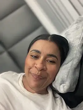 Snapshot of ANA_CARTER chatting on December 2025 12:51:01 AM ANA CARTER online show from December 2025 12:51:01 AM