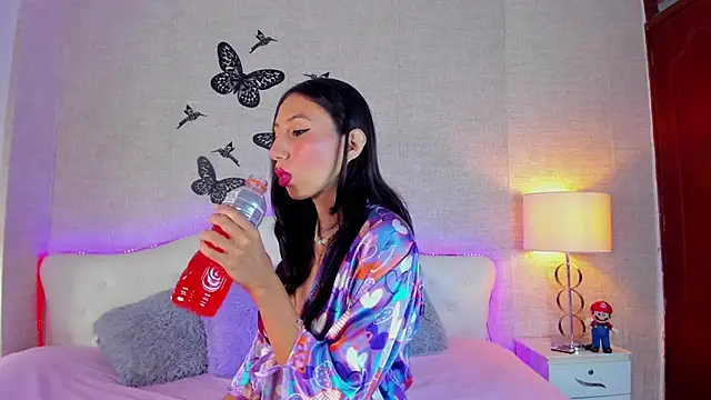 Snapshot of LyaEvanss chatting on March 2025 02:50:01 AM LyaEvanss online show from March 2025 02:50:01 AM