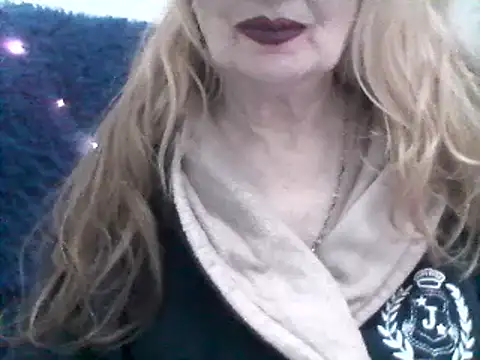 CarlyTreat online show from January 2025 05:08:01 PM