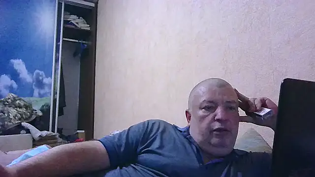 Snapshot of Art_Ass chatting on October 2025 05:58:02 PM Art Ass online show from October 2025 05:58:02 PM