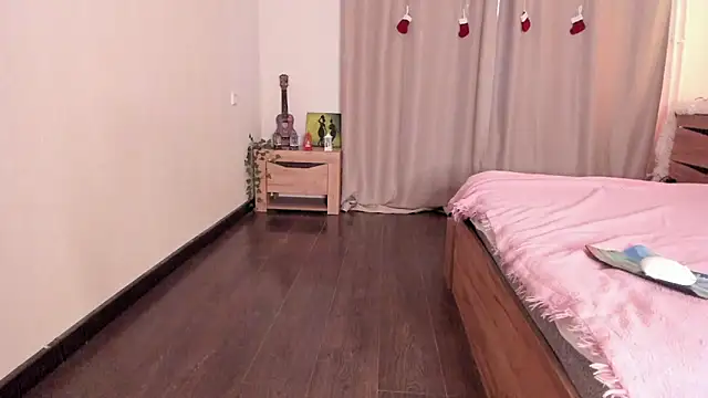 Snapshot of kate_doroty chatting on December 2024 11:26:01 AM kate doroty online show from December 2024 11:26:01 AM