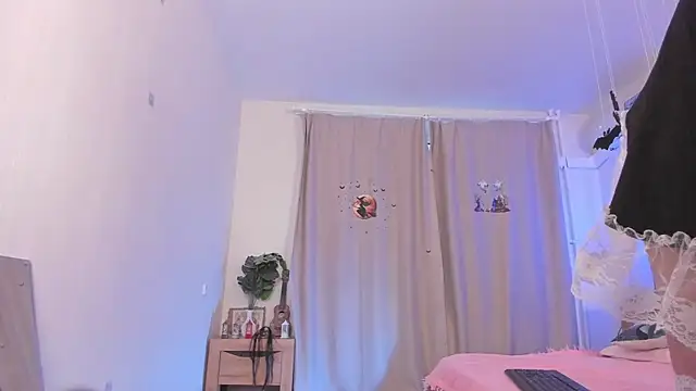 Snapshot of kate_doroty chatting on October 2025 01:07:02 PM kate doroty online show from October 2025 01:07:02 PM