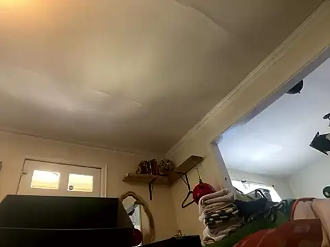 trash4cash online show from March 2025 05:38:02 PM