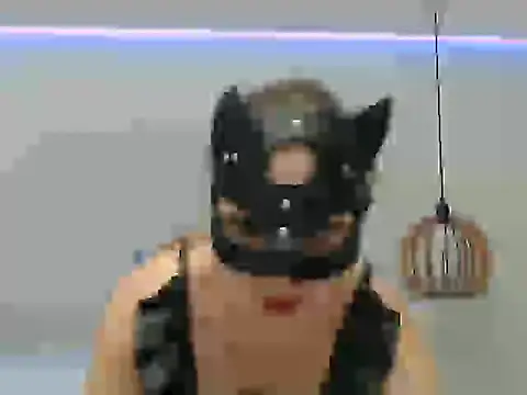 Snapshot of AlyssaNeon chatting on November 2025 07:01:02 PM AlyssaNeon online show from November 2025 07:01:02 PM