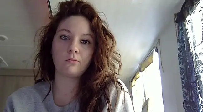 emerieskye20 online show from February 2025 03:39:01 PM