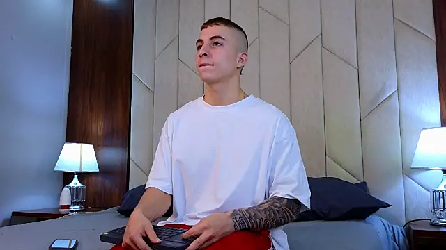 AsmodeoCox online show from January 2025 09:52:02 PM