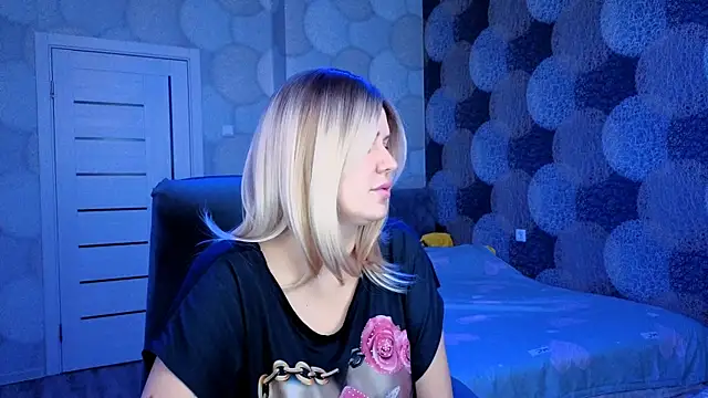 Snapshot of natusik chatting on December 2024 03:40:02 AM natusik online show from December 2024 03:40:02 AM