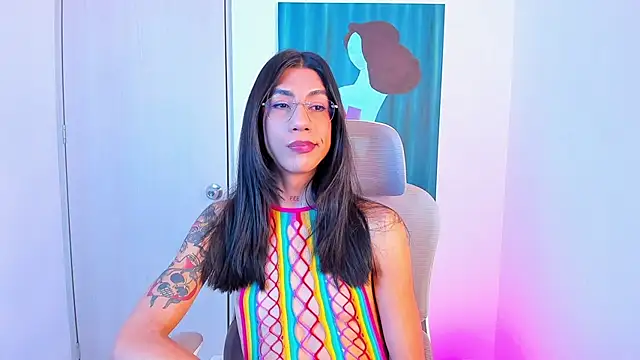 Snapshot of sofiaa_grey_ chatting on April 2026 05:17:01 PM sofiaa grey online show from April 2026 05:17:01 PM