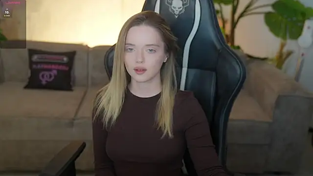 Snapshot of Cassy-Celestial_ chatting on February 2026 12:06:02 PM Cassy-Celestial online show from February 2026 12:06:02 PM