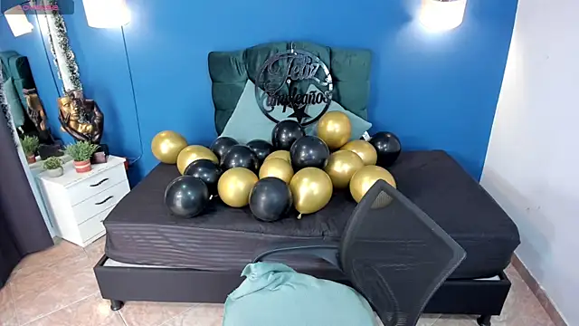 MIABOOBS   online show from January 2025 07:40:01 PM