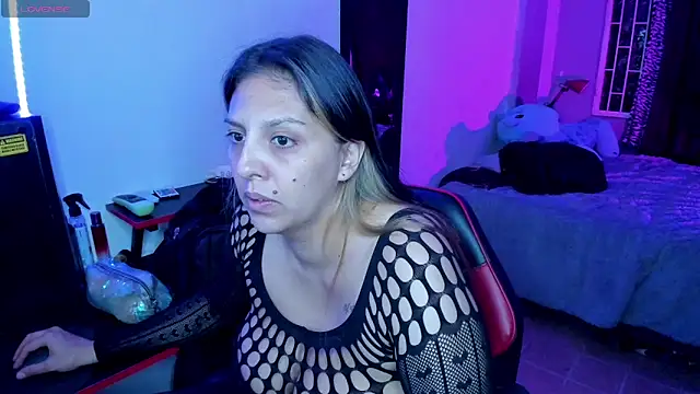 MIABOOBS   online show from October 2025 04:11:01 AM