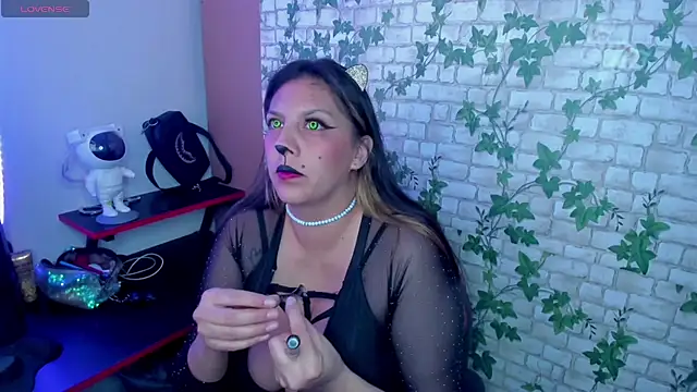 MIABOOBS   online show from October 2025 04:57:01 PM