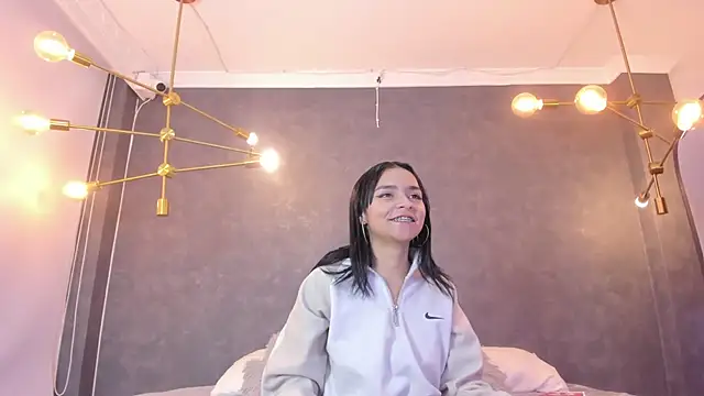 leigh-angels online show from November 2025 09:37:01 PM