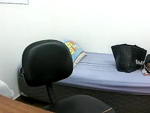 Morenatranss online show from February 2025 11:26:01 PM