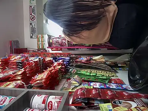 Snapshot of Sol_biglips chatting on January 2025 09:30:02 PM Sol biglips online show from January 2025 09:30:02 PM