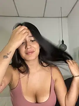 Snapshot of AnithaFigueroa1 chatting on December 2024 01:36:01 AM AnithaFigueroa1 online show from December 2024 01:36:01 AM