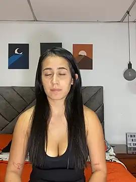 Snapshot of AnithaFigueroa1 chatting on December 2024 10:22:01 PM AnithaFigueroa1 online show from December 2024 10:22:01 PM