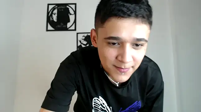 kaiine190 online show from December 2024 10:11:01 PM