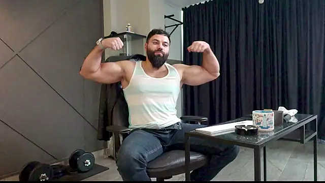 Snapshot of mattmasterss chatting on December 2024 07:54:02 AM mattmasterss online show from December 2024 07:54:02 AM