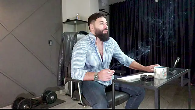 Snapshot of mattmasterss chatting on December 2024 02:24:01 AM mattmasterss online show from December 2024 02:24:01 AM