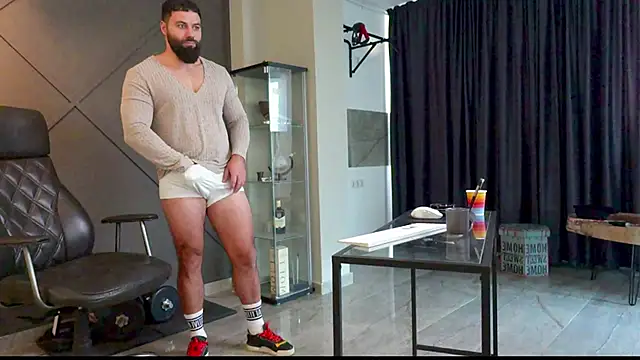 Snapshot of mattmasterss chatting on January 2025 07:15:01 AM mattmasterss online show from January 2025 07:15:01 AM