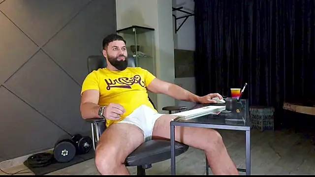 Snapshot of mattmasterss chatting on January 2025 04:32:01 AM mattmasterss online show from January 2025 04:32:01 AM