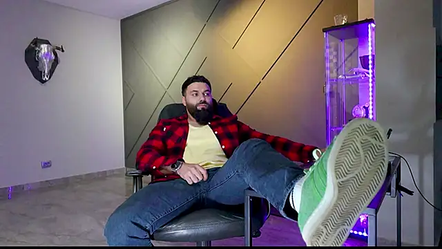 Snapshot of mattmasterss chatting on March 2025 07:07:02 PM mattmasterss online show from March 2025 07:07:02 PM