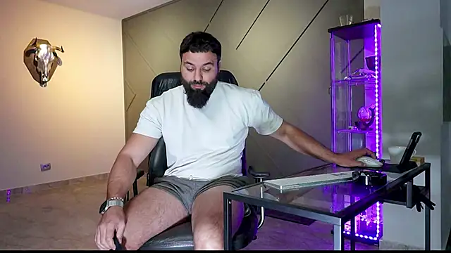 Snapshot of mattmasterss chatting on March 2025 03:21:01 PM mattmasterss online show from March 2025 03:21:01 PM