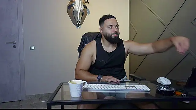 Snapshot of mattmasterss chatting on September 2025 06:30:02 PM mattmasterss online show from September 2025 06:30:02 PM