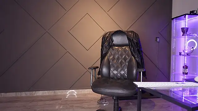 mattmasterss online show from June 2026 10:23:01 PM